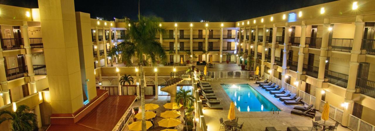Windward Passage Hotel Charlotte Amalie Exterior foto